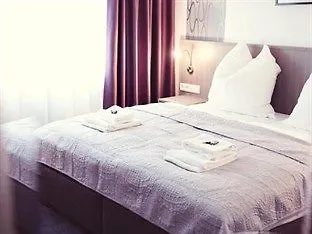Hotel Nikolai Residence Berlin 3*,
