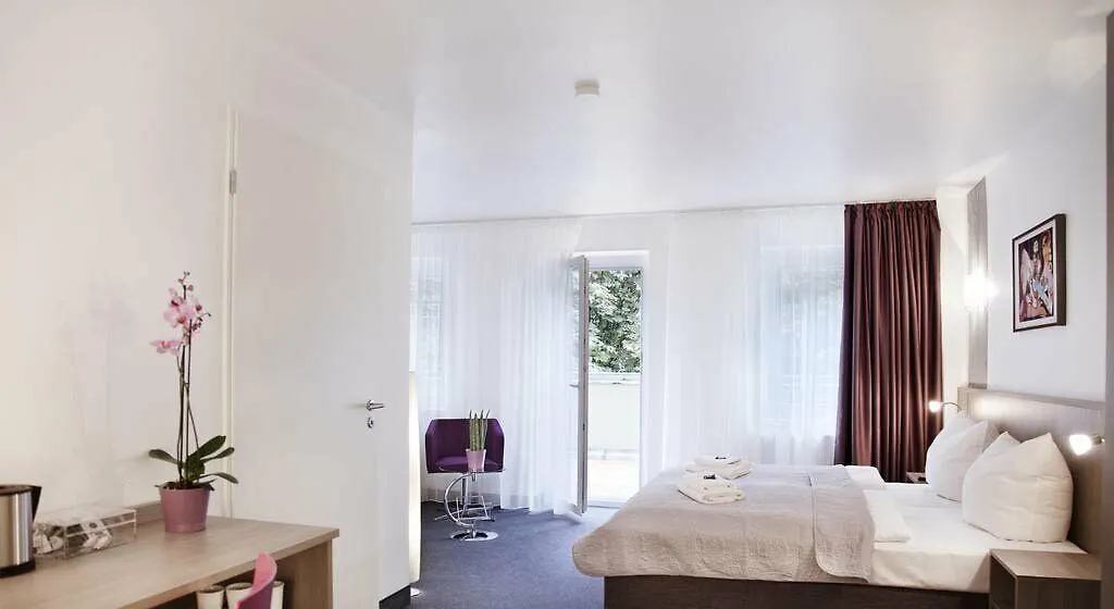 Hotel Nikolai Residence Berlin 3*,